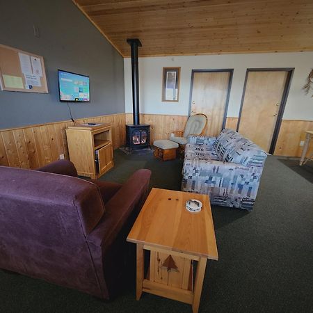 Viking Bay Resort And Lodge Miltona Exteriör bild