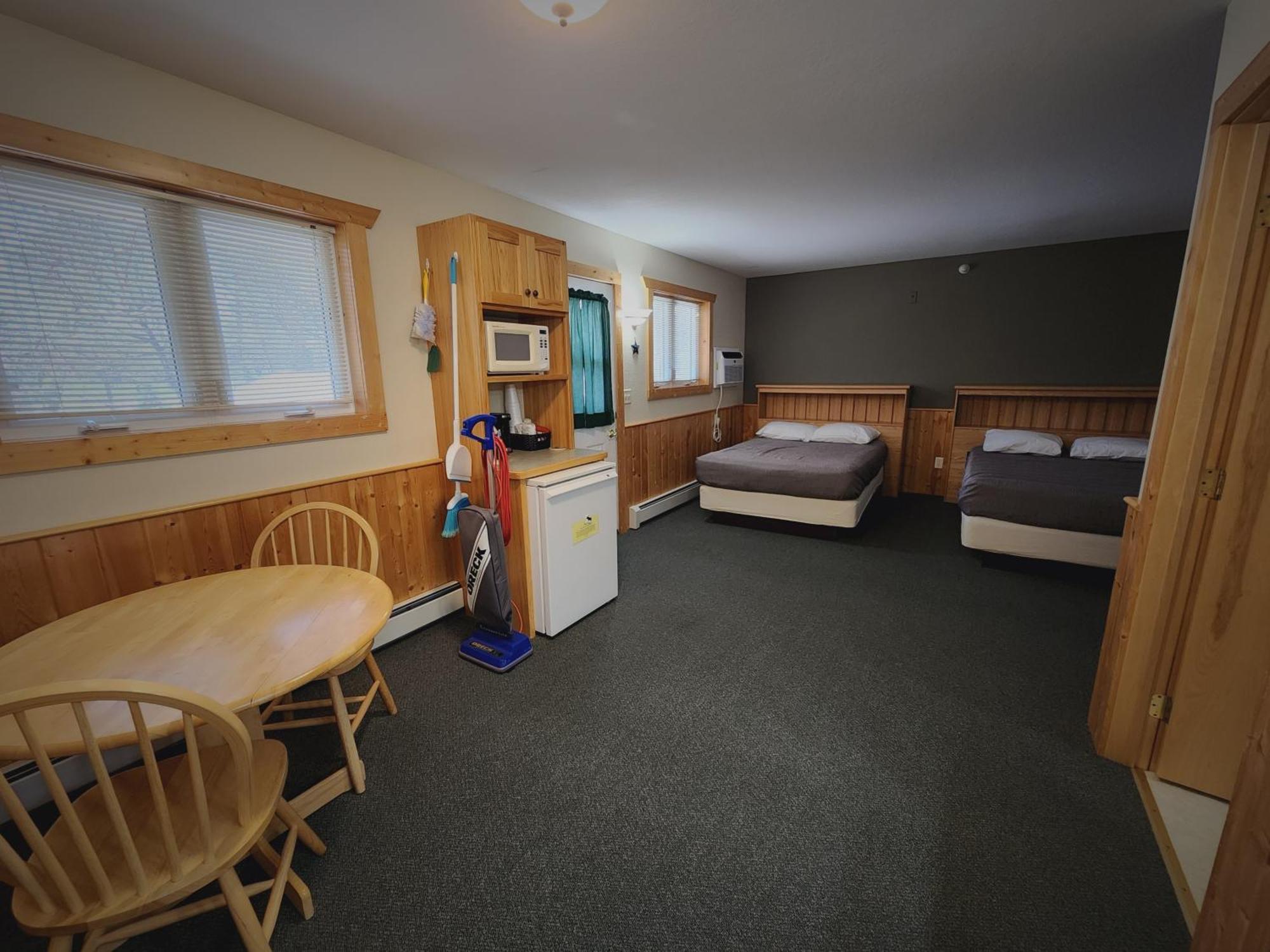 Viking Bay Resort And Lodge Miltona Exteriör bild