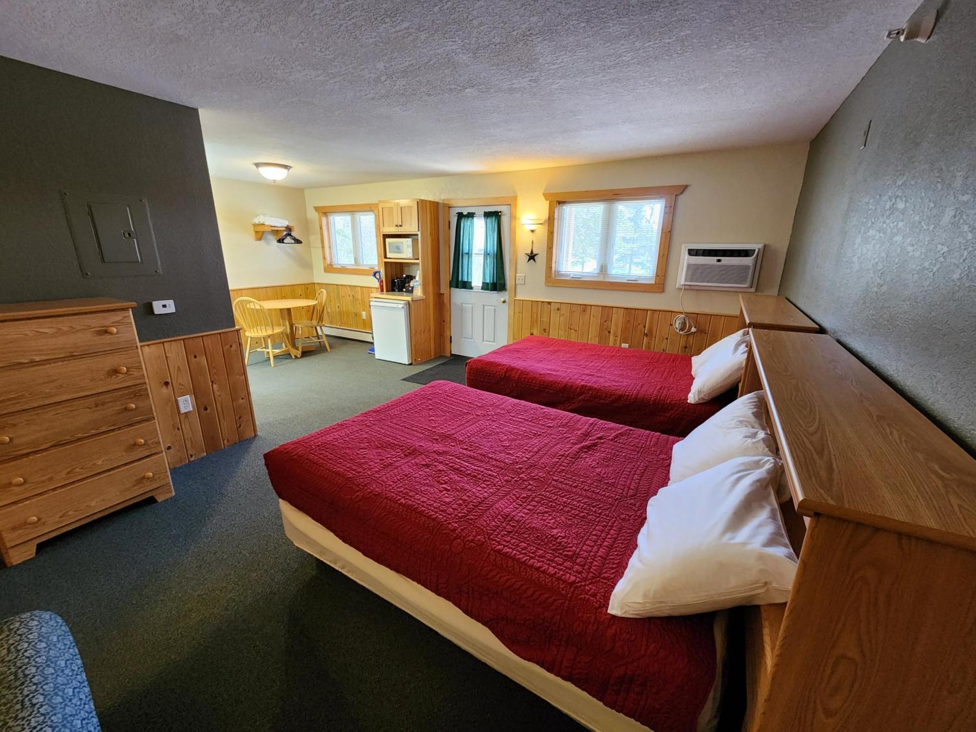 Viking Bay Resort And Lodge Miltona Exteriör bild